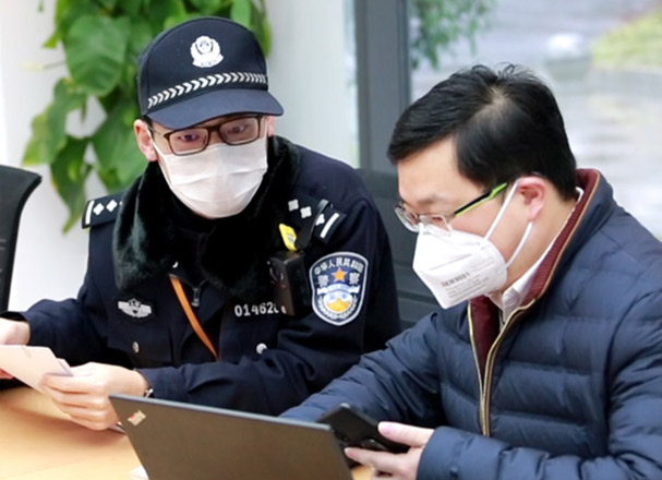 滬警方主動對接我司，保障誠格一次性防護服安全生產